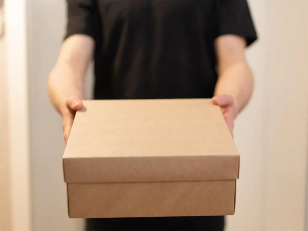 Diskrete Bestellung von Cannabis Produkten sicher verpackt