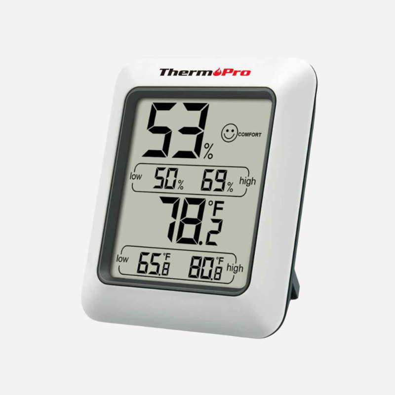 Hochwertiges Indoor Zubehör wie ein Hygrometer und pH-Messgerät für das eigene Cannabis Anbau Set