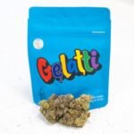 Gelatti Cookies Strain dichte hellgrüne Blüten mit Harzschicht