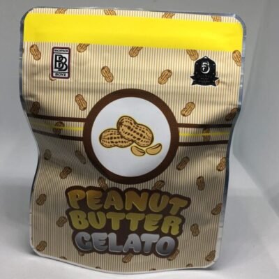 Peanut Butter Gelato Strain dichte lila Blüten mit glitzernden Trichomen